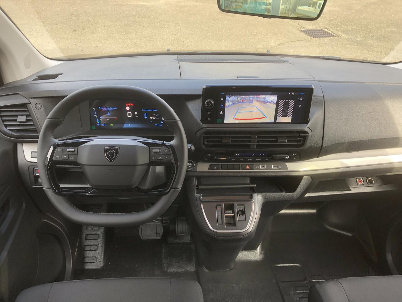 PEUGEOT Expert XL 2.0 BlueHDi - 180 S&S - BV EAT8 III CABINE APPROFONDIE Fourgon Cabine approfondie Fix - Panelvan: fotoğraf 4 PEUGEOT Expert XL 2.0 BlueHDi - 180 S&S - BV EAT8 III CABINE APPROFONDIE Fourgon Cabine approfondie Fix - Panelvan: fotoğraf 4