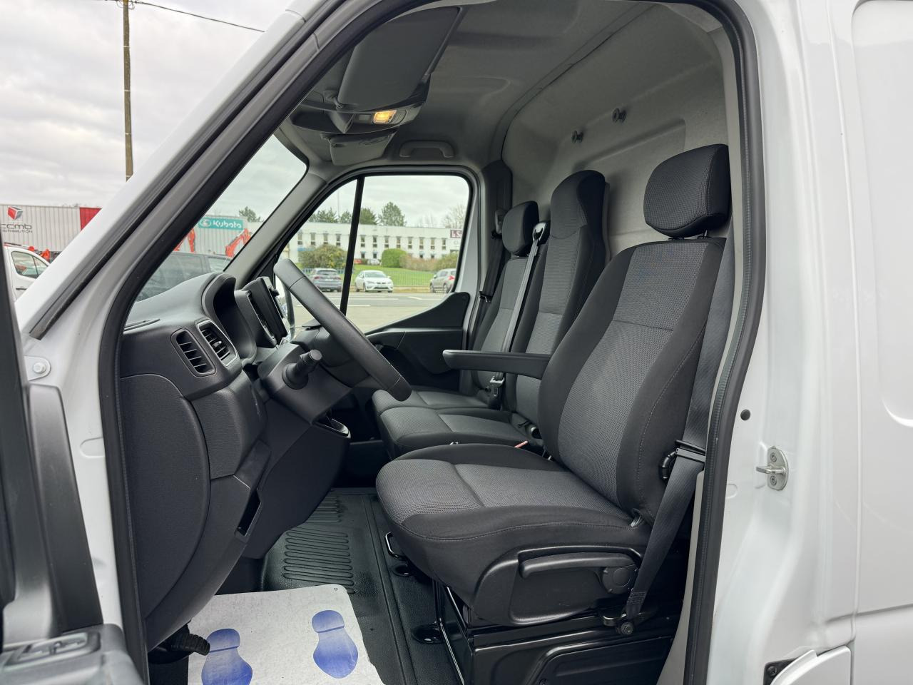 RENAULT MASTER 3T3 L2H2 2.3 DCI 135CH CONFORT - Panelvan: fotoğraf 4 RENAULT MASTER 3T3 L2H2 2.3 DCI 135CH CONFORT - Panelvan: fotoğraf 4