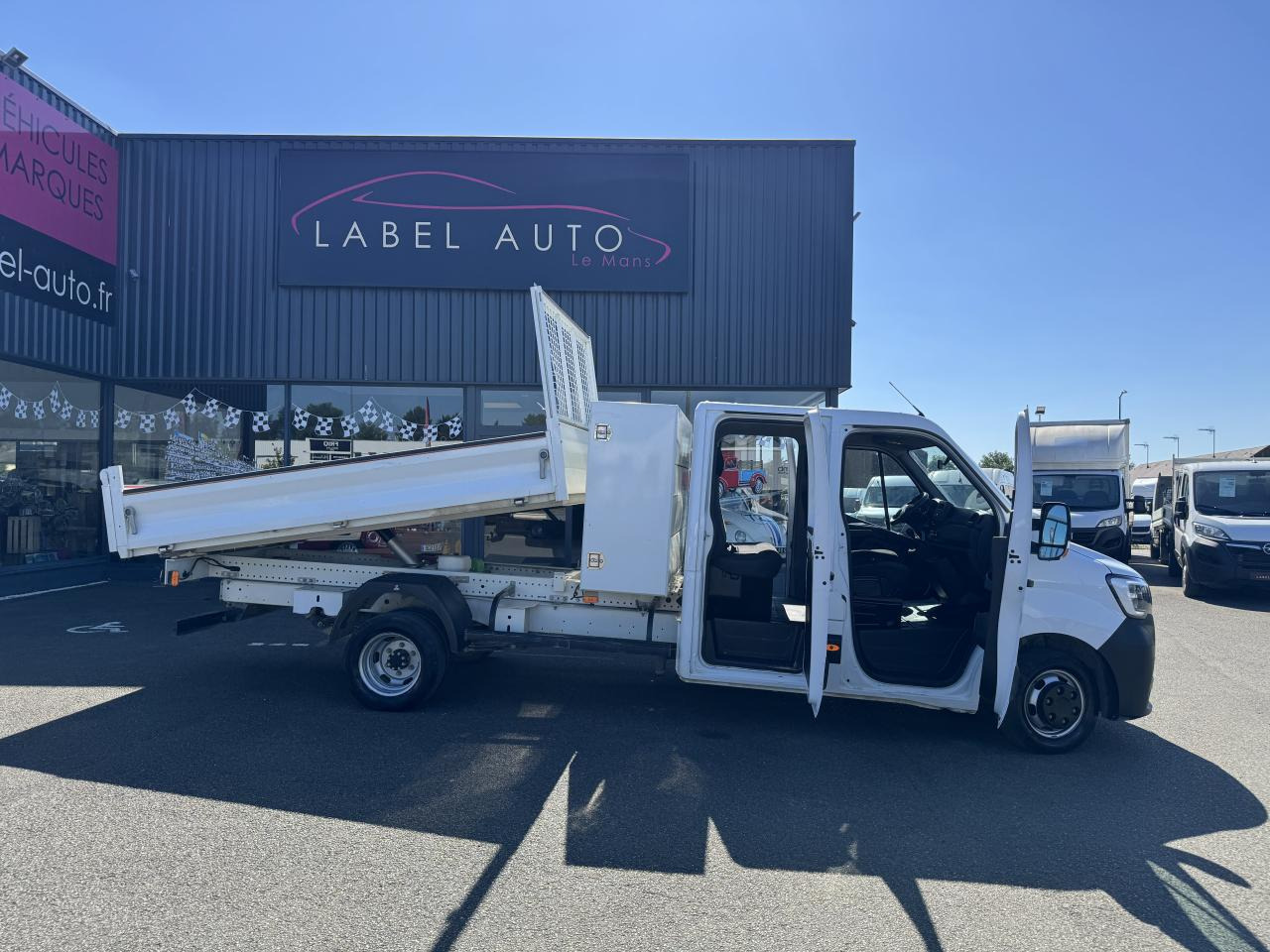 RENAULT MASTER 3T5 BENNE + COFFRE RJ DOUBLE CABINE 6 PL 2.3 DCI 130 CH CONFORT - Damperli kamyonet: fotoğraf 1 RENAULT MASTER 3T5 BENNE + COFFRE RJ DOUBLE CABINE 6 PL 2.3 DCI 130 CH CONFORT - Damperli kamyonet: fotoğraf 1