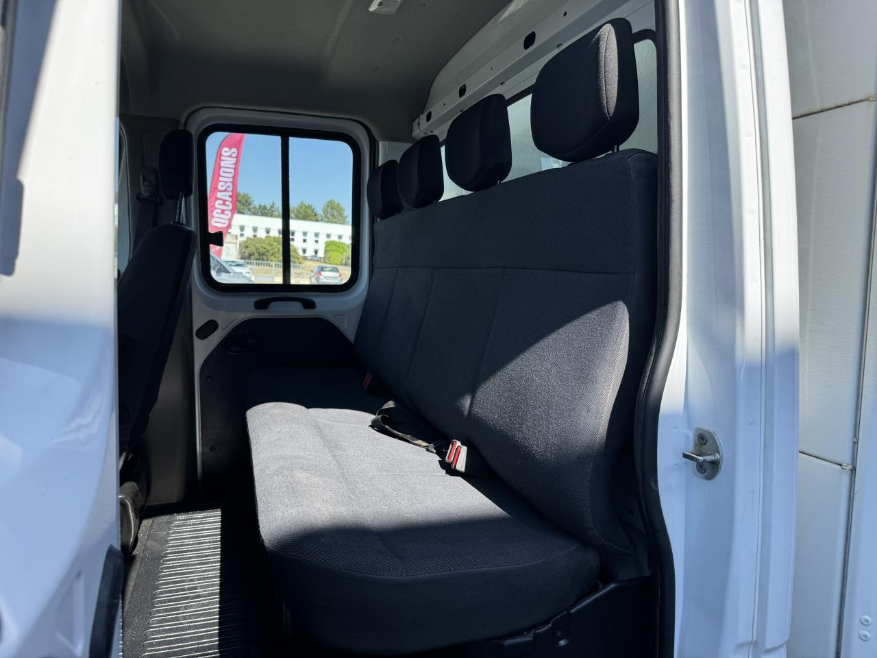 RENAULT MASTER 3T5 BENNE + COFFRE RJ DOUBLE CABINE 6 PL 2.3 DCI 130 CH CONFORT - Damperli kamyonet: fotoğraf 4 RENAULT MASTER 3T5 BENNE + COFFRE RJ DOUBLE CABINE 6 PL 2.3 DCI 130 CH CONFORT - Damperli kamyonet: fotoğraf 4