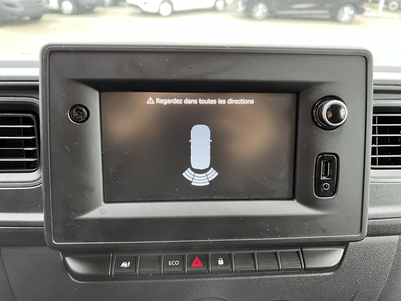 Panelvan RENAULT Master Grand Confort F3300 L2H2 2.3 Blue dCi - 150  III FOURGON Fourgon L2H2 Traction PHASE 3: fotoğraf 10