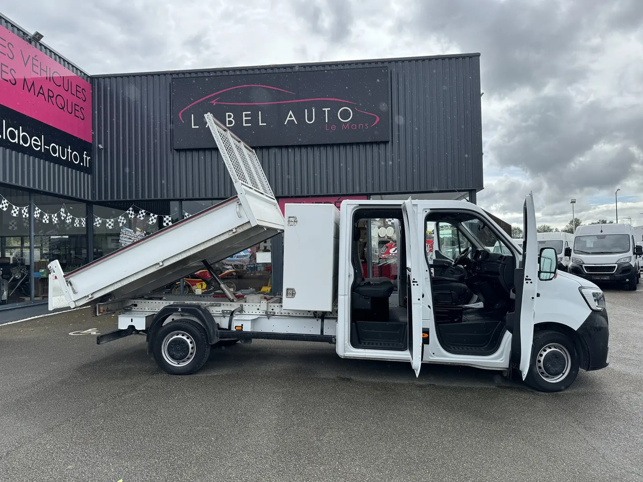 Renault Master 3500 L4 2.3 BLUE DCI 145CH DOUBLE CABINE CONFORT EUROVI - Damperli kamyonet, Çift kabin kamyonet: fotoğraf 1 Renault Master 3500 L4 2.3 BLUE DCI 145CH DOUBLE CABINE CONFORT EUROVI - Damperli kamyonet, Çift kabin kamyonet: fotoğraf 1
