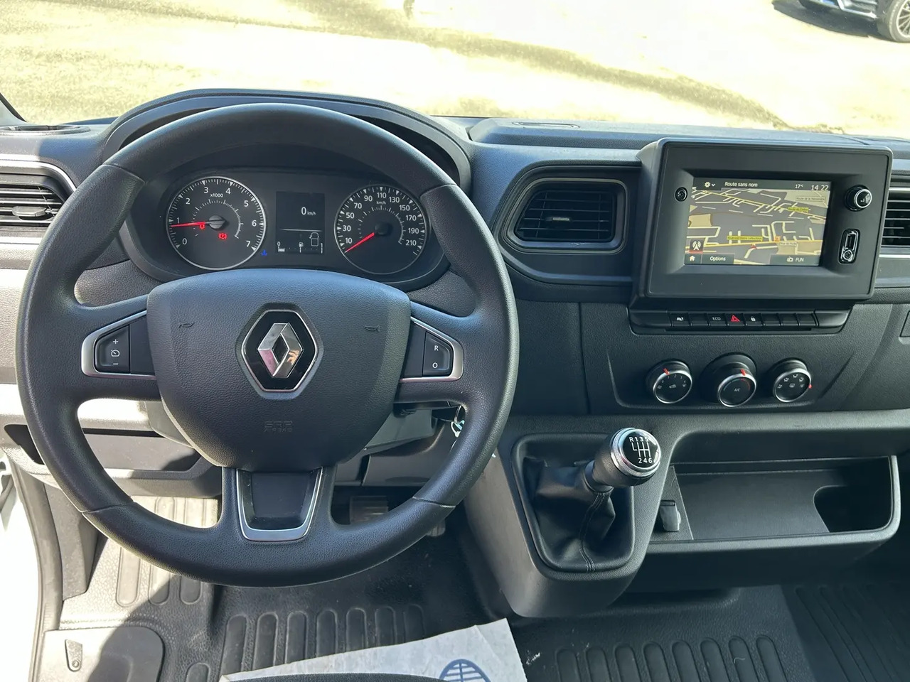 Renault Master F3500 L3H2 2.3 BLUE DCI 135CH CABINE APPROFONDIE GRAND CONFORT - Çift kabin kamyonet: fotoğraf 5 Renault Master F3500 L3H2 2.3 BLUE DCI 135CH CABINE APPROFONDIE GRAND CONFORT - Çift kabin kamyonet: fotoğraf 5