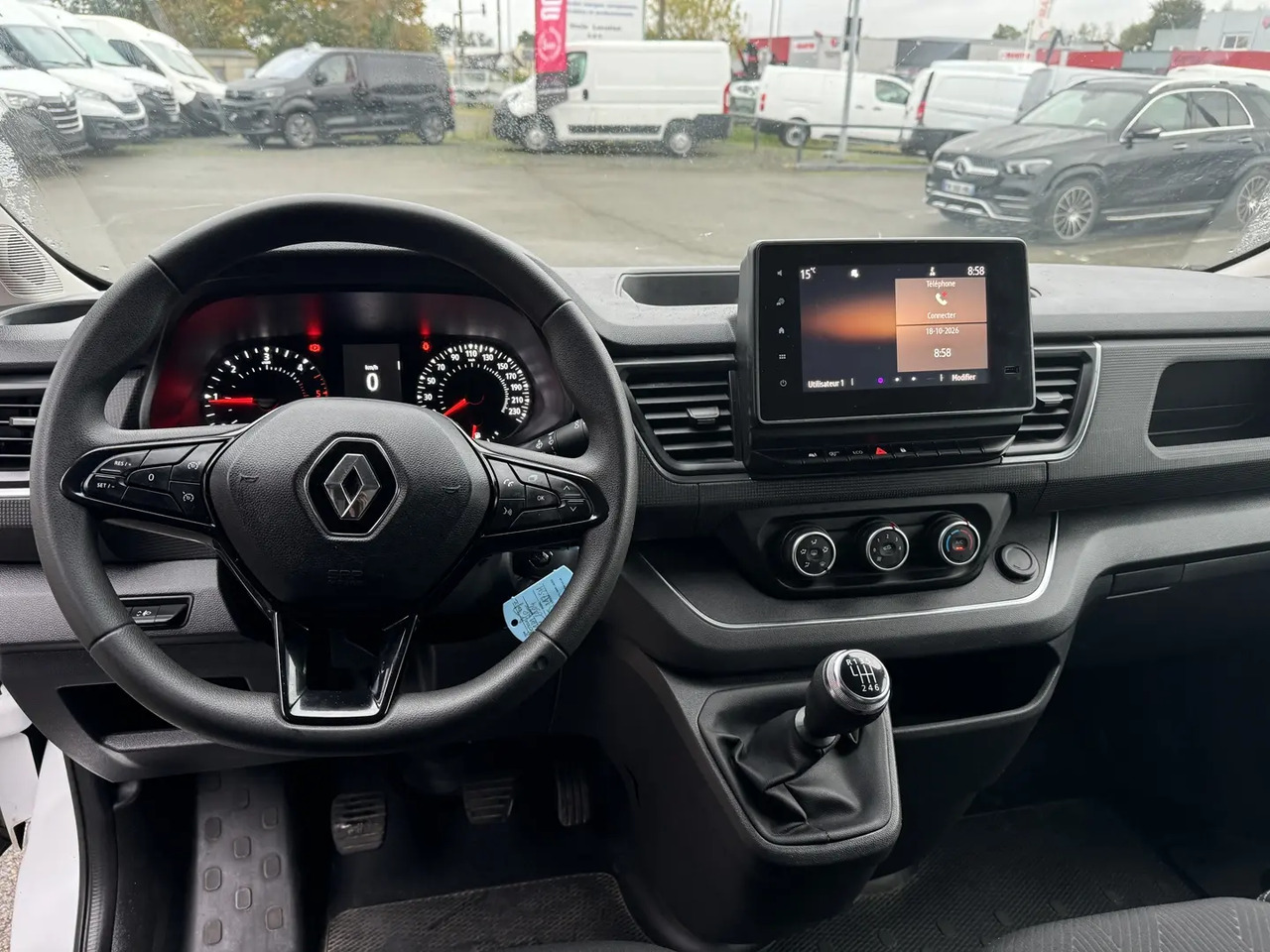 Renault Trafic L1H1 2T8 2.0 BLUE DCI 130CH GRAND CONFORT - Panelvan: fotoğraf 4 Renault Trafic L1H1 2T8 2.0 BLUE DCI 130CH GRAND CONFORT - Panelvan: fotoğraf 4