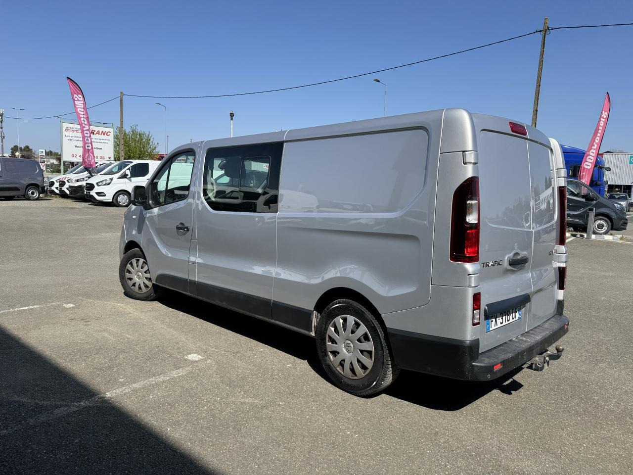 Renault Trafic L2H1 2.0 DCI 145CH CABINE APPROFONDIE 6 PLACES CONFORT EDC - Çift kabin kamyonet: fotoğraf 5 Renault Trafic L2H1 2.0 DCI 145CH CABINE APPROFONDIE 6 PLACES CONFORT EDC - Çift kabin kamyonet: fotoğraf 5