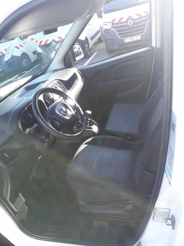 Fiat Doblo 105cv Frigo - Frigorifik kamyonet: fotoğraf 2 Fiat Doblo 105cv Frigo - Frigorifik kamyonet: fotoğraf 2