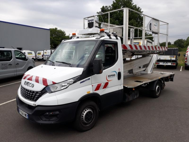 Iveco Daily 35S14 Plateau Nacelle 6m50 Spécial tunnel - Araç üzerine platform: fotoğraf 1 Iveco Daily 35S14 Plateau Nacelle 6m50 Spécial tunnel - Araç üzerine platform: fotoğraf 1