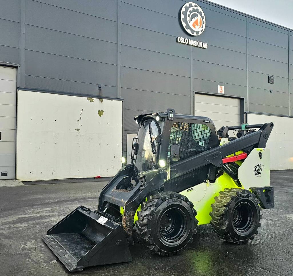 CAT 272 D 2 XHP - Mini yükleyici: fotoğraf 1 CAT 272 D 2 XHP - Mini yükleyici: fotoğraf 1