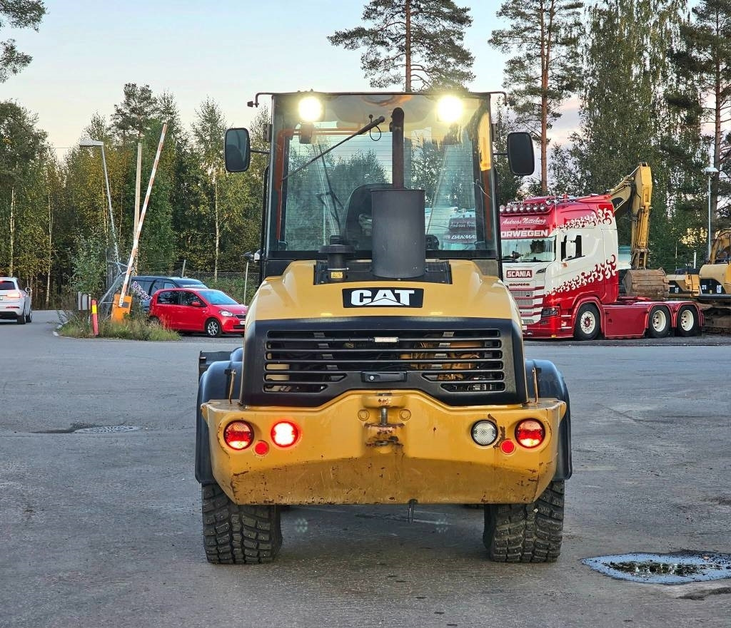 CAT 908 H 2 - Tekerlekli yükleyici: fotoğraf 4 CAT 908 H 2 - Tekerlekli yükleyici: fotoğraf 4