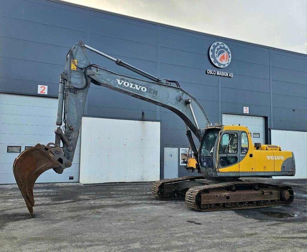 Volvo EC 240 LC - Paletli ekskavatör: fotoğraf 1 Volvo EC 240 LC - Paletli ekskavatör: fotoğraf 1