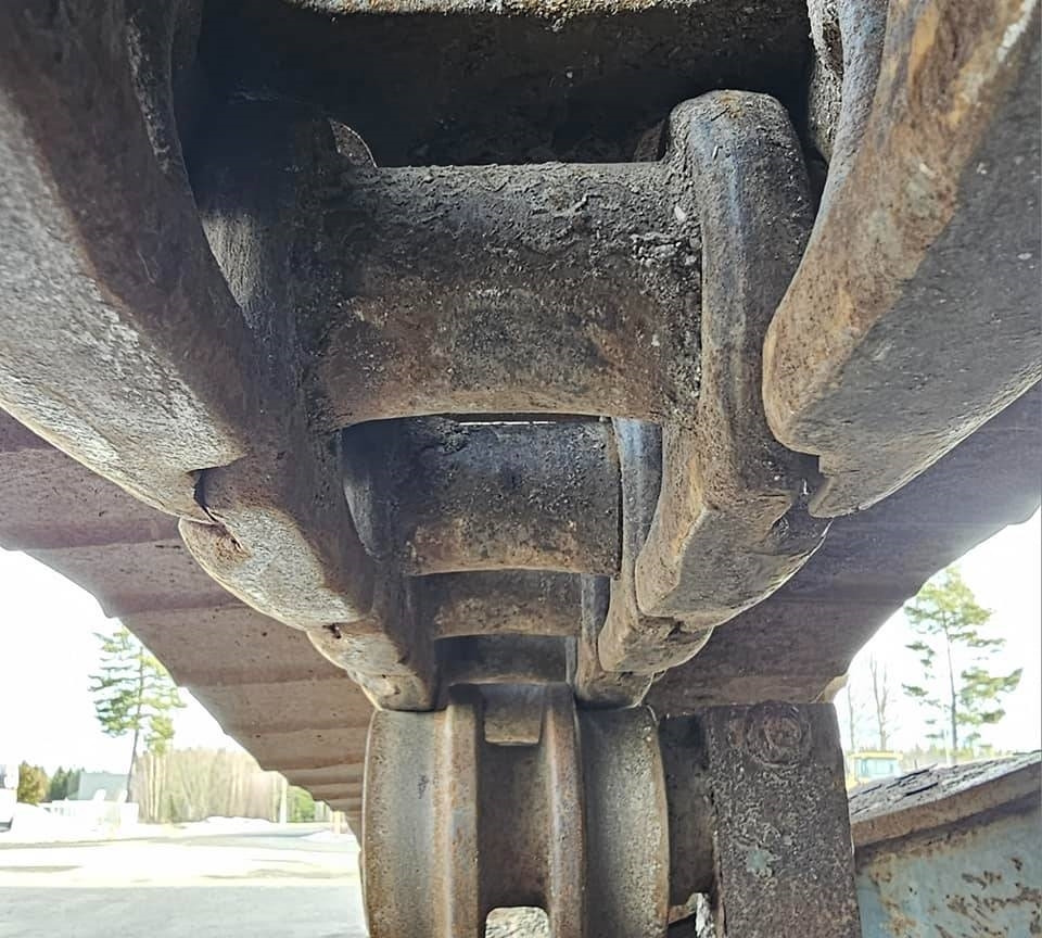 Paletli ekskavatör Volvo EC 240 LC: fotoğraf 17 Paletli ekskavatör Volvo EC 240 LC: fotoğraf 17