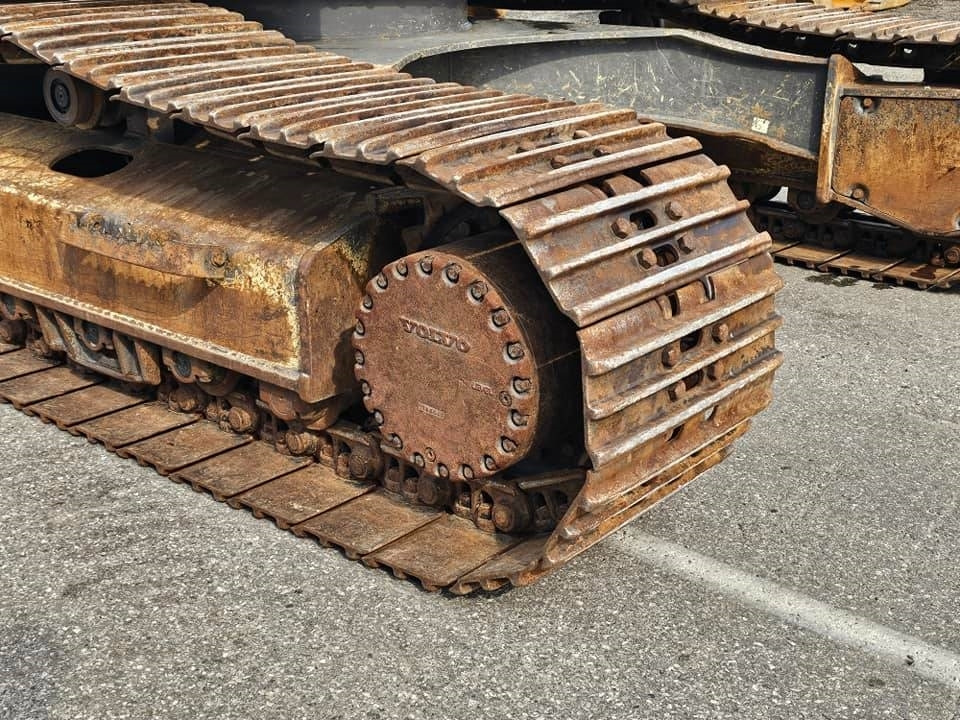 Paletli ekskavatör Volvo EC250 ENL: fotoğraf 17