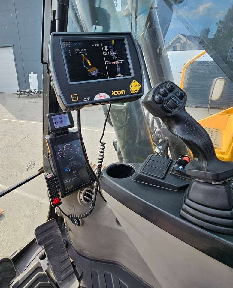 Paletli ekskavatör Volvo EC250 ENL: fotoğraf 50