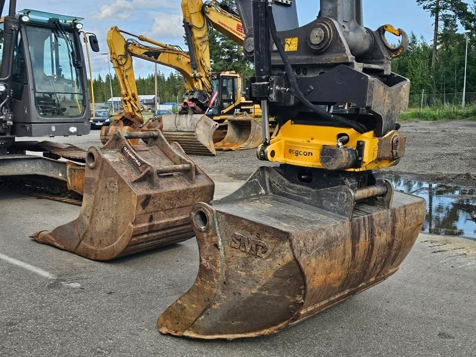 Paletli ekskavatör Volvo EC250 ENL: fotoğraf 40