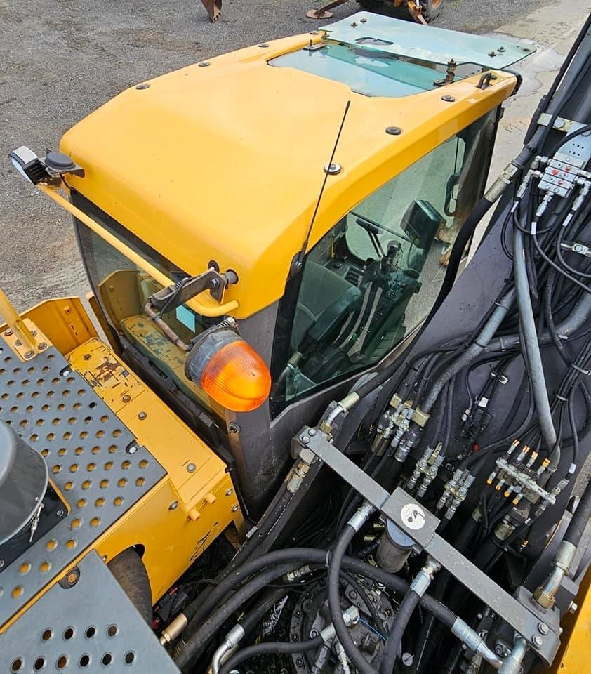 Paletli ekskavatör Volvo EC250 ENL: fotoğraf 35