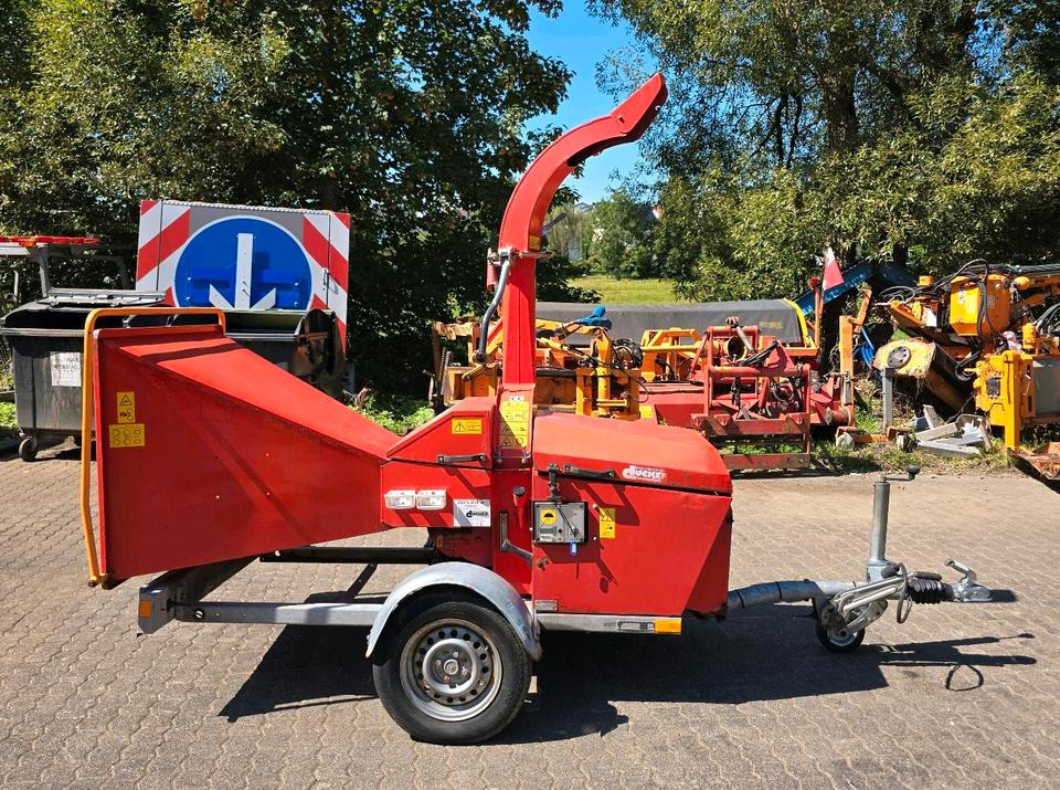 Dücker HM 140 Holzhacker Holzhäcksler Holzhackschnitzler Hacker Häcksler Diesel - Ağaç parçalama makinesi: fotoğraf 1 Dücker HM 140 Holzhacker Holzhäcksler Holzhackschnitzler Hacker Häcksler Diesel - Ağaç parçalama makinesi: fotoğraf 1