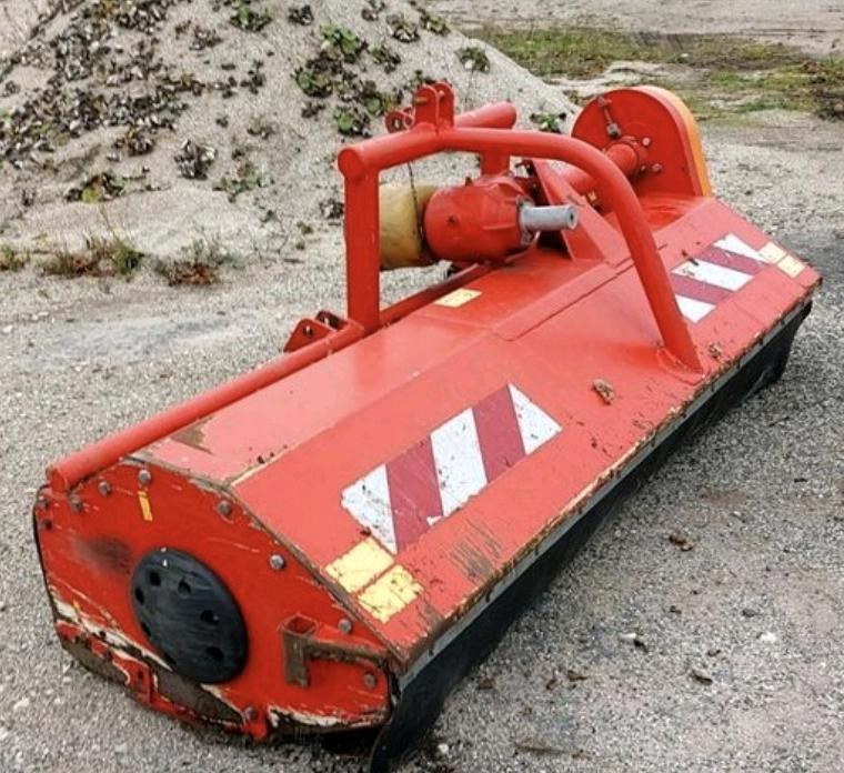 Dücker PMK21 2017 Frontmulchgerät Mulcher Mulchgerät Traktor - Sap parçalama makinası: fotoğraf 3 Dücker PMK21 2017 Frontmulchgerät Mulcher Mulchgerät Traktor - Sap parçalama makinası: fotoğraf 3