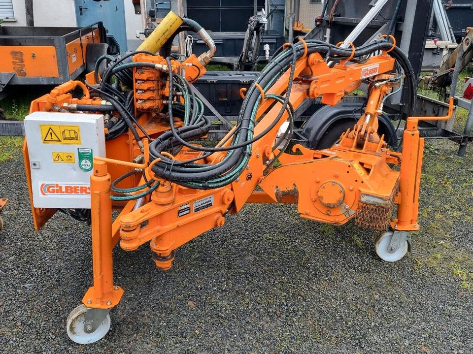 Gilbers GM 12 RL Randstreifenmäher Böschungsmulcher Böschungsmäher Seitenmulcher Mähausleger Dücker Mulag - Çalı parçalama makinesi: fotoğraf 2 Gilbers GM 12 RL Randstreifenmäher Böschungsmulcher Böschungsmäher Seitenmulcher Mähausleger Dücker Mulag - Çalı parçalama makinesi: fotoğraf 2