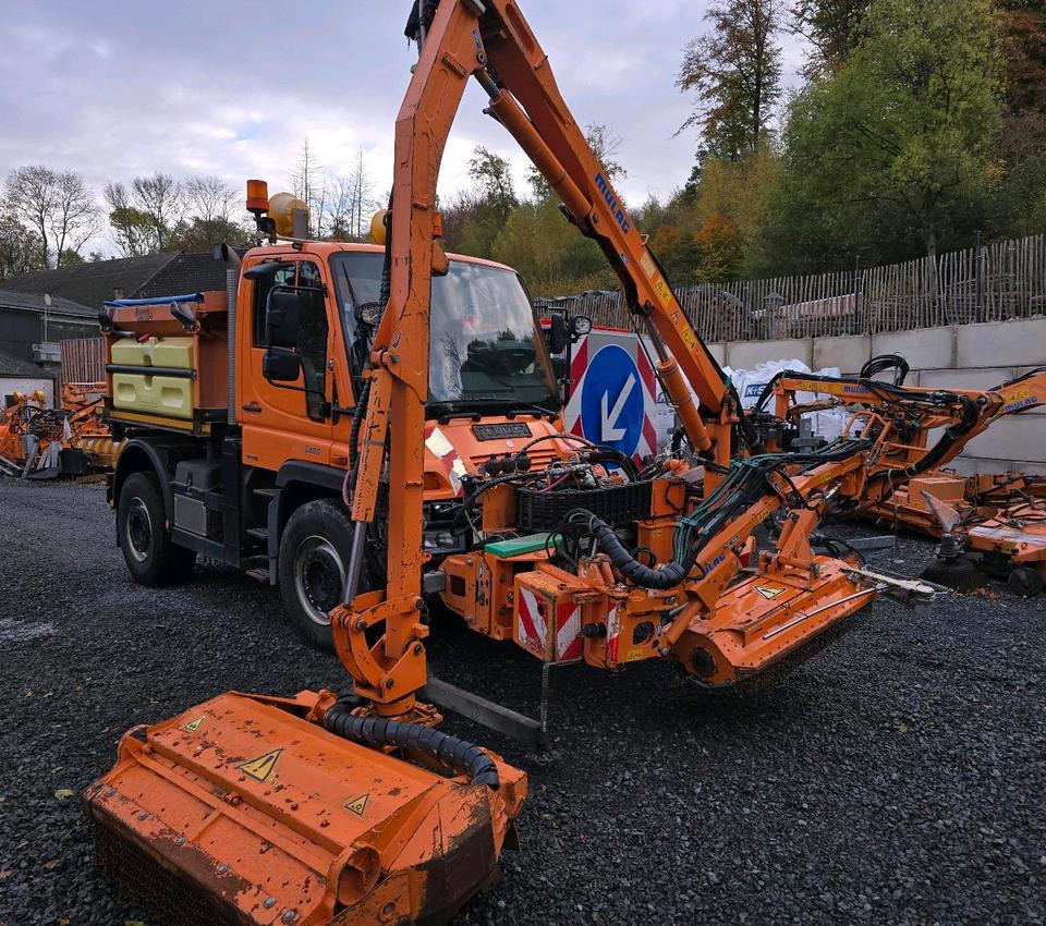 Mulag MKM 700 2015 Böschungsmäher Böschungsmulcher FME für Unimog 405 UGE UGN U300 400 500 423 427 430 530 MHU MFK DUA UNA - Çalı parçalama makinesi: fotoğraf 2 Mulag MKM 700 2015 Böschungsmäher Böschungsmulcher FME für Unimog 405 UGE UGN U300 400 500 423 427 430 530 MHU MFK DUA UNA - Çalı parçalama makinesi: fotoğraf 2