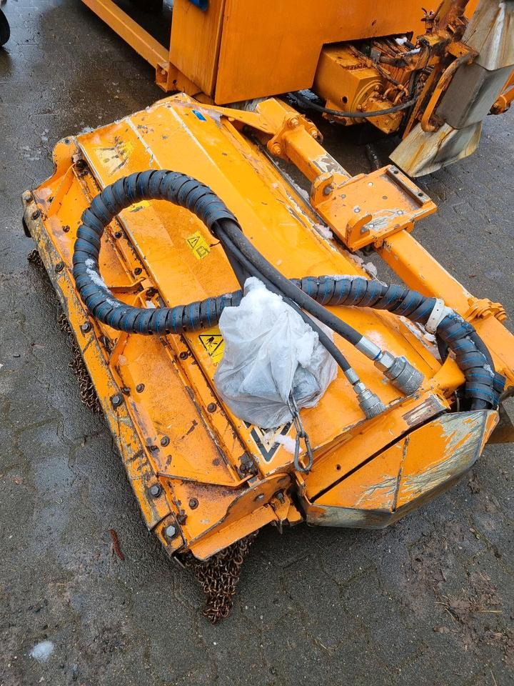 Mulag UMK 12 Mulchkopf Universalmulchkopf Mähkorb Mähausleger Böschungsmulcher Böschungsmäher Seitenmulcher Dücker Unimog Gilbers - Sap parçalama makinası: fotoğraf 2 Mulag UMK 12 Mulchkopf Universalmulchkopf Mähkorb Mähausleger Böschungsmulcher Böschungsmäher Seitenmulcher Dücker Unimog Gilbers - Sap parçalama makinası: fotoğraf 2