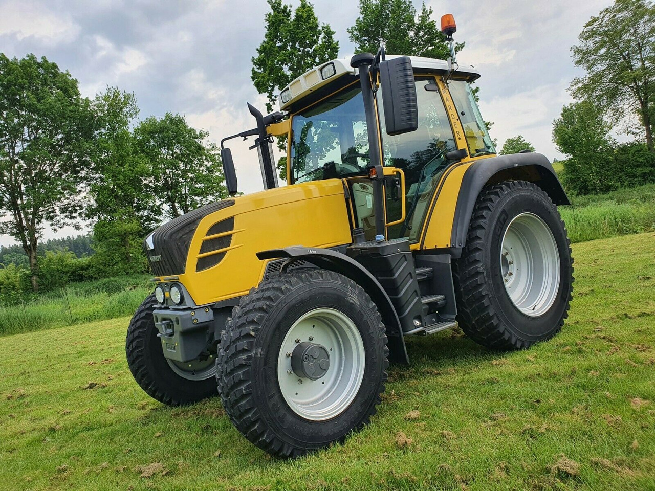 Fendt 313 V SCR, VARIO* nur 1.700Std* TMS, - Traktör: fotoğraf 1 Fendt 313 V SCR, VARIO* nur 1.700Std* TMS, - Traktör: fotoğraf 1