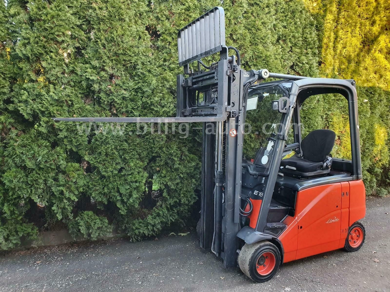 Linde E18 PH 4-Rad Seitenschieber*Zinkenverstellung* - Elektrikli forklift: fotoğraf 1 Linde E18 PH 4-Rad Seitenschieber*Zinkenverstellung* - Elektrikli forklift: fotoğraf 1