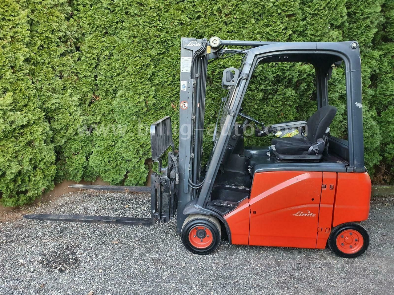 Linde E18 PH 4-Rad Seitenschieber*Zinkenverstellung* - Elektrikli forklift: fotoğraf 2 Linde E18 PH 4-Rad Seitenschieber*Zinkenverstellung* - Elektrikli forklift: fotoğraf 2