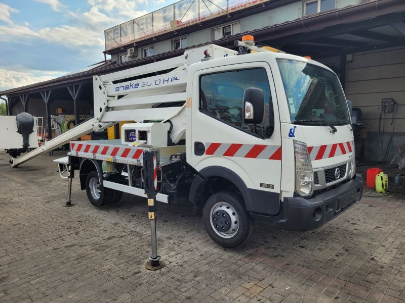 Nissan Cabstar NT400 podnośnik koszowy 20 m Oil&Steel Snake 2010 Plus - Araç üzerine platform: fotoğraf 1 Nissan Cabstar NT400 podnośnik koszowy 20 m Oil&Steel Snake 2010 Plus - Araç üzerine platform: fotoğraf 1