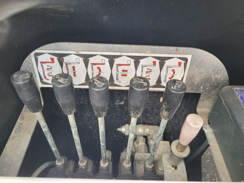 Nissan Cabstar NT400 podnośnik koszowy 20 m Oil&Steel Snake 2010 Plus - Araç üzerine platform: fotoğraf 4 Nissan Cabstar NT400 podnośnik koszowy 20 m Oil&Steel Snake 2010 Plus - Araç üzerine platform: fotoğraf 4