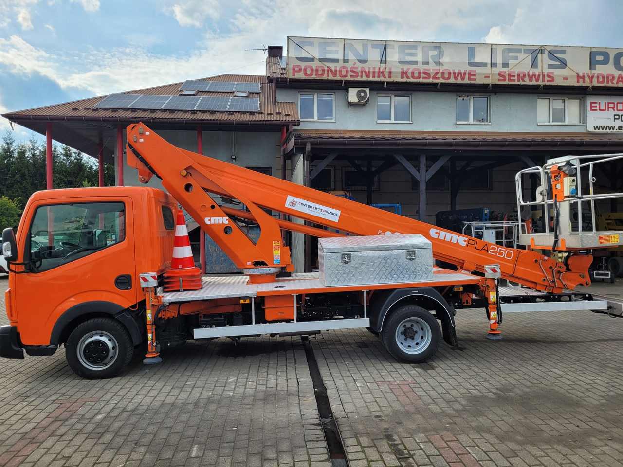 Renault Maxity podnośnik koszowy 25 m CMC PLA250 - Araç üzerine platform: fotoğraf 5 Renault Maxity podnośnik koszowy 25 m CMC PLA250 - Araç üzerine platform: fotoğraf 5