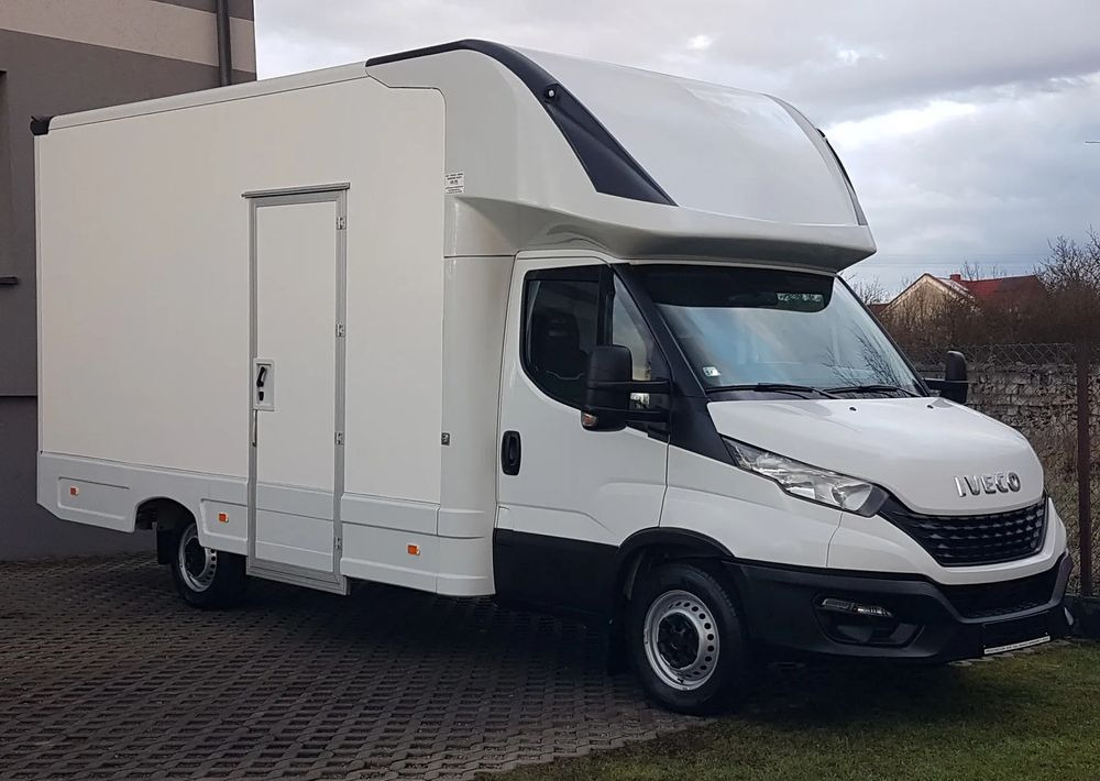 Iveco DAILY KONTENER NISKOPODŁOGOWY 4,43x2,23x2,42 SKLEP KAMPER KONIOWÓZ BAR KLIMA - Kapalı kasa kamyonet: fotoğraf 1 Iveco DAILY KONTENER NISKOPODŁOGOWY 4,43x2,23x2,42 SKLEP KAMPER KONIOWÓZ BAR KLIMA - Kapalı kasa kamyonet: fotoğraf 1