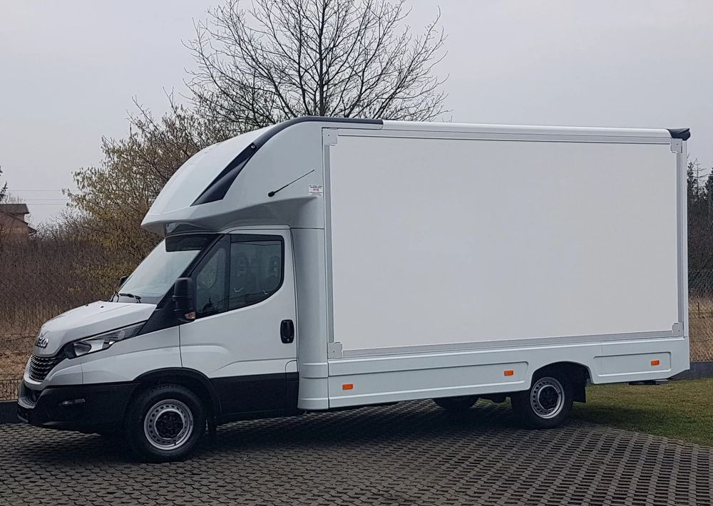 Iveco DAILY KONTENER NISKOPODŁOGOWY 4,43x2,23x2,42 SKLEP BAR FOODTRUCK KAMPER KLIMA - Karavan: fotoğraf 2 Iveco DAILY KONTENER NISKOPODŁOGOWY 4,43x2,23x2,42 SKLEP BAR FOODTRUCK KAMPER KLIMA - Karavan: fotoğraf 2