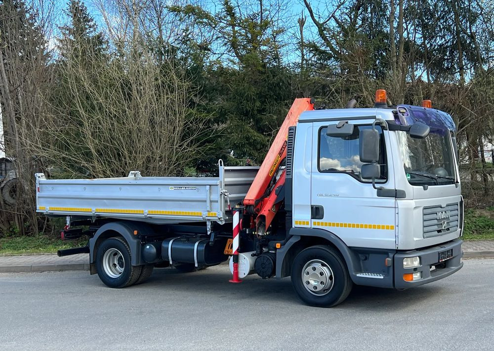 MAN MAN TGL 12-240 Kiper Wywrotka 4x2 Kran PALFINGER PK 12500 BARDZO DOBRY STAN - Damperli kamyon: fotoğraf 3 MAN MAN TGL 12-240 Kiper Wywrotka 4x2 Kran PALFINGER PK 12500 BARDZO DOBRY STAN - Damperli kamyon: fotoğraf 3