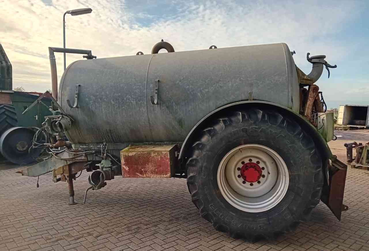 Ipsam 8000 l. mesttank wormpomp mestverwerking - Sıvı gübre tankeri: fotoğraf 3 Ipsam 8000 l. mesttank wormpomp mestverwerking - Sıvı gübre tankeri: fotoğraf 3
