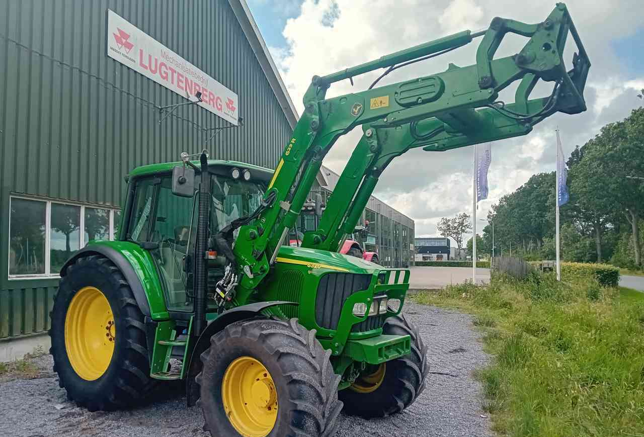 John Deere 6320 met 623R voorlader - Traktör: fotoğraf 1 John Deere 6320 met 623R voorlader - Traktör: fotoğraf 1