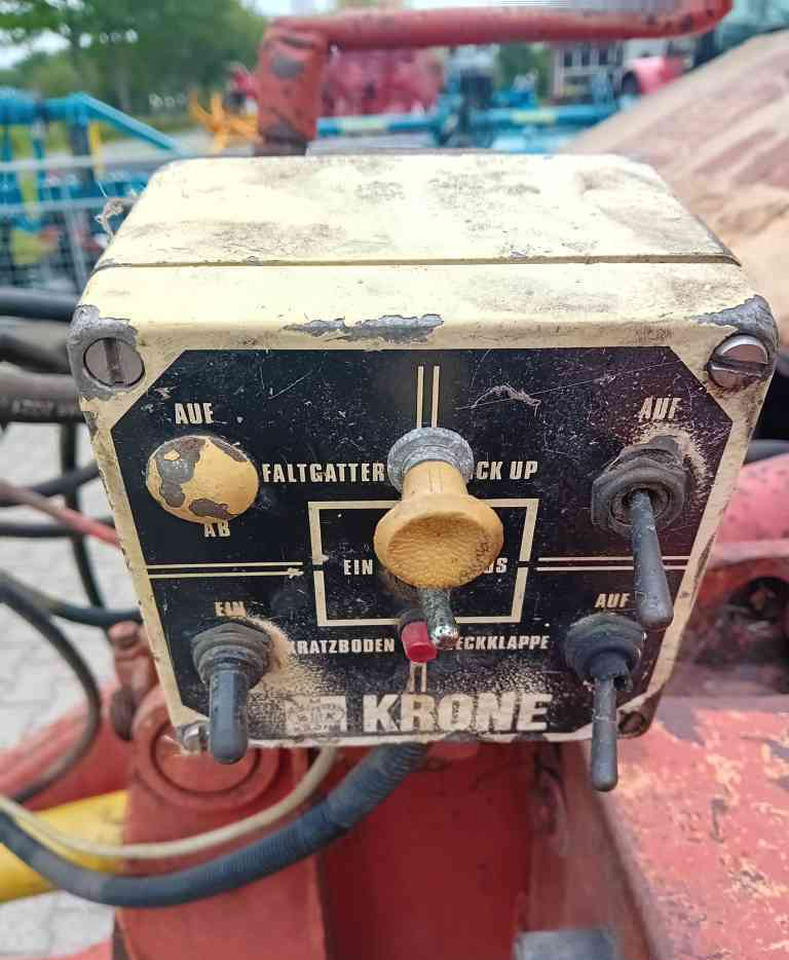 Krone Turbo 3500 enkelas - Silaj römorku: fotoğraf 5 Krone Turbo 3500 enkelas - Silaj römorku: fotoğraf 5