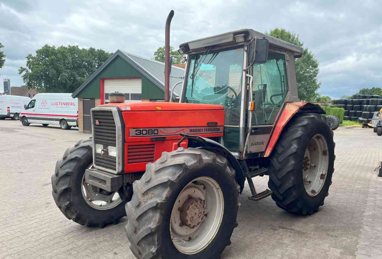 Massey Ferguson 3080 Speedshift Tractoren - Traktör: fotoğraf 3 Massey Ferguson 3080 Speedshift Tractoren - Traktör: fotoğraf 3