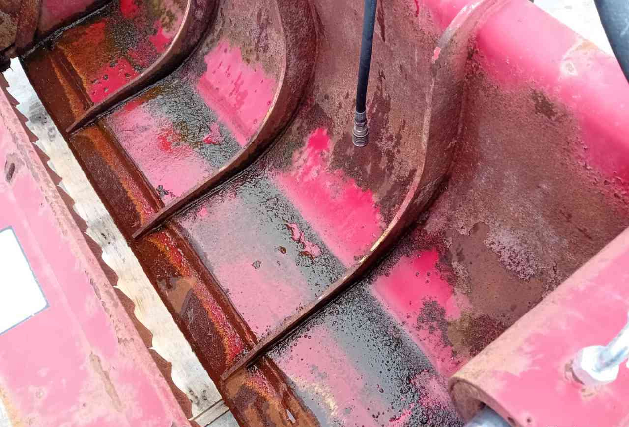 Redrock Allround 85-200 kuilhapper Volvo L30 aansl. voermachines - Silaj ekipmanları: fotoğraf 5 Redrock Allround 85-200 kuilhapper Volvo L30 aansl. voermachines - Silaj ekipmanları: fotoğraf 5