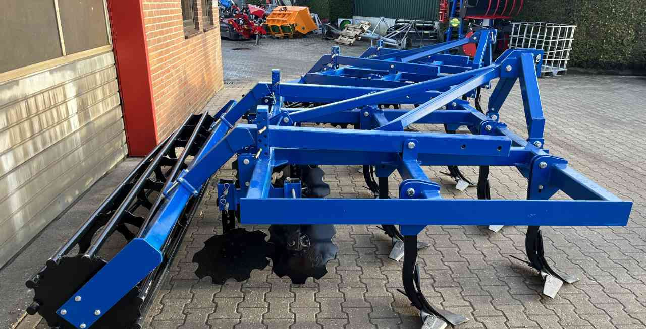 STP RKW 3 Vleugelschaar cultivator pakkerrol grondbewerking - Kültivatör: fotoğraf 5 STP RKW 3 Vleugelschaar cultivator pakkerrol grondbewerking - Kültivatör: fotoğraf 5