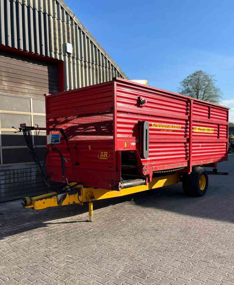 Schuitemaker Feedo 100-20 voerdoseerwagen voerwagen, voermachines - Yem mikseri: fotoğraf 2 Schuitemaker Feedo 100-20 voerdoseerwagen voerwagen, voermachines - Yem mikseri: fotoğraf 2