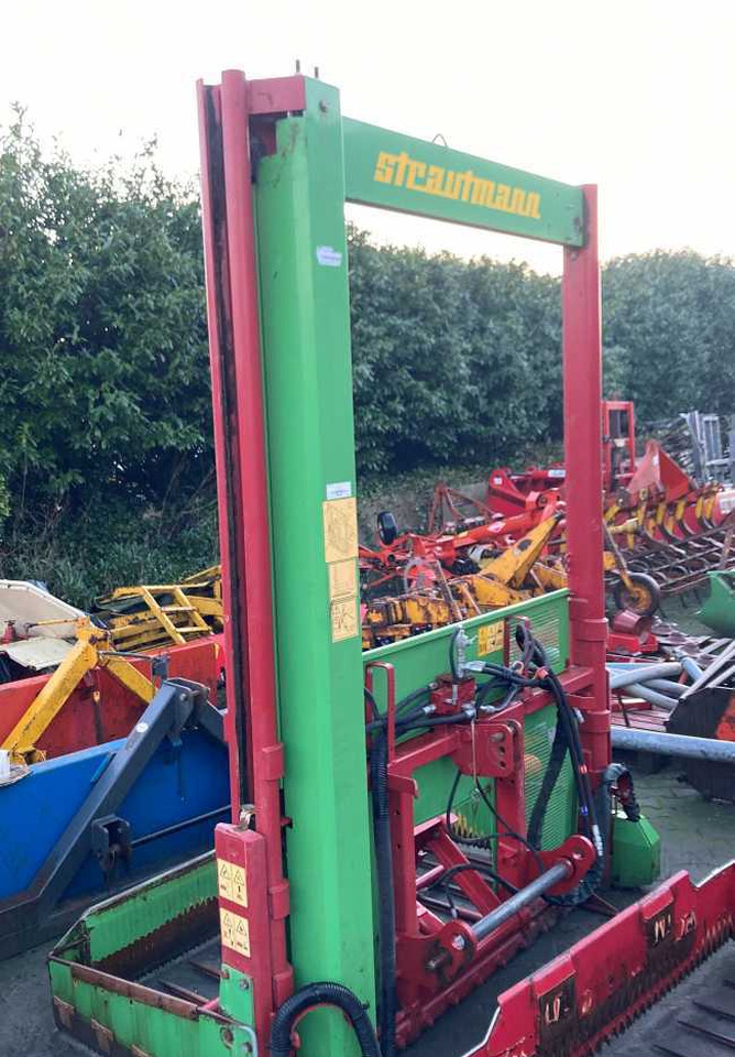 Strautmann HQ 3800 kuilsnijder voermachines - Silaj ekipmanları: fotoğraf 5 Strautmann HQ 3800 kuilsnijder voermachines - Silaj ekipmanları: fotoğraf 5