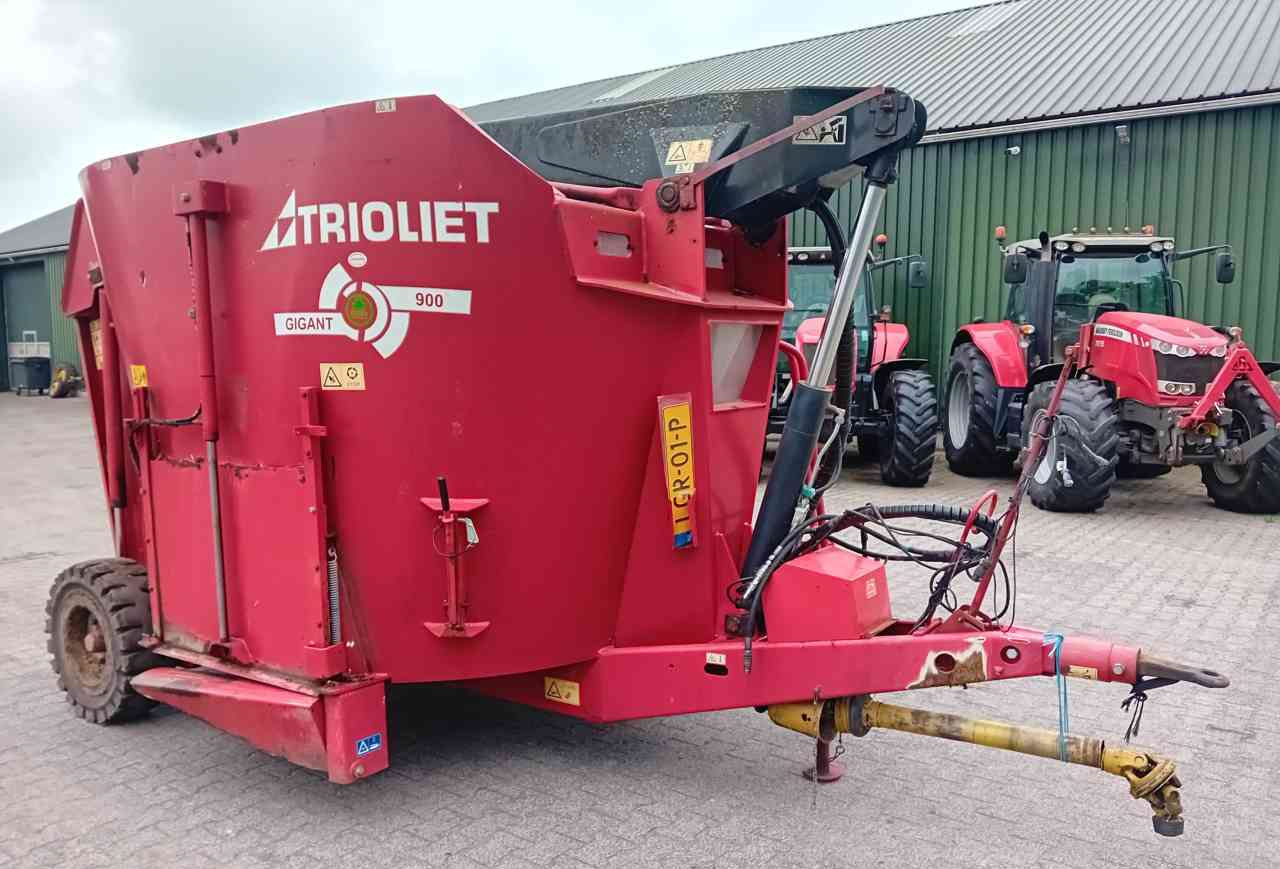 Trioliet Gigant 900 voermengwagen - Yem mikseri: fotoğraf 5 Trioliet Gigant 900 voermengwagen - Yem mikseri: fotoğraf 5