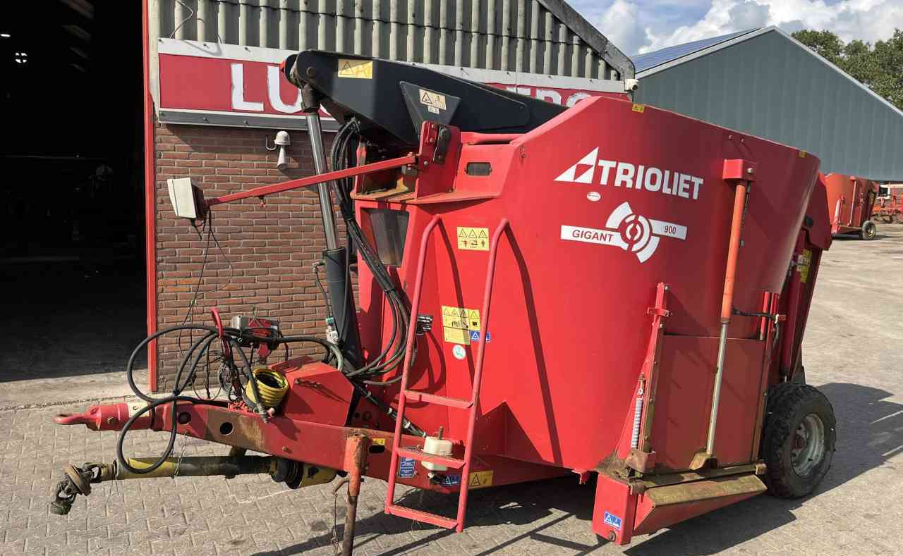 Yem mikseri Trioliet Gigant 900 voermengwagen *Verkocht/sold*: fotoğraf 1