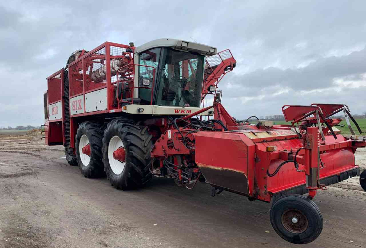 WKM Agrifac WKM BIG SIX Bietenrooier, rooimachines, oogstmachines. - Pancar hasat makinesi: fotoğraf 1 WKM Agrifac WKM BIG SIX Bietenrooier, rooimachines, oogstmachines. - Pancar hasat makinesi: fotoğraf 1