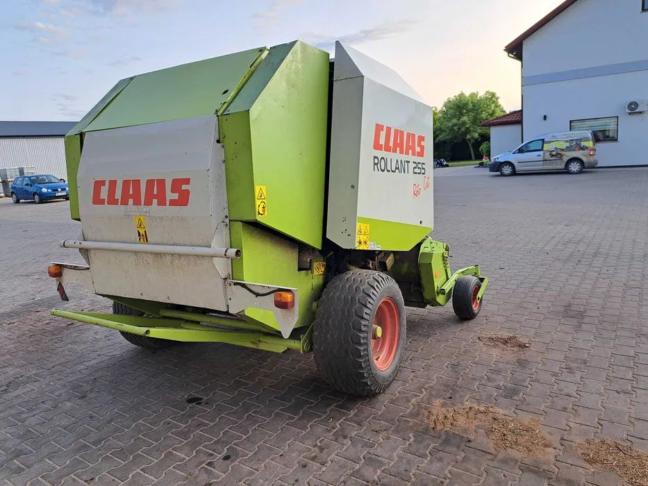 Claas Rollant 255 RC - Silindirik balya makinesi: fotoğraf 2 Claas Rollant 255 RC - Silindirik balya makinesi: fotoğraf 2