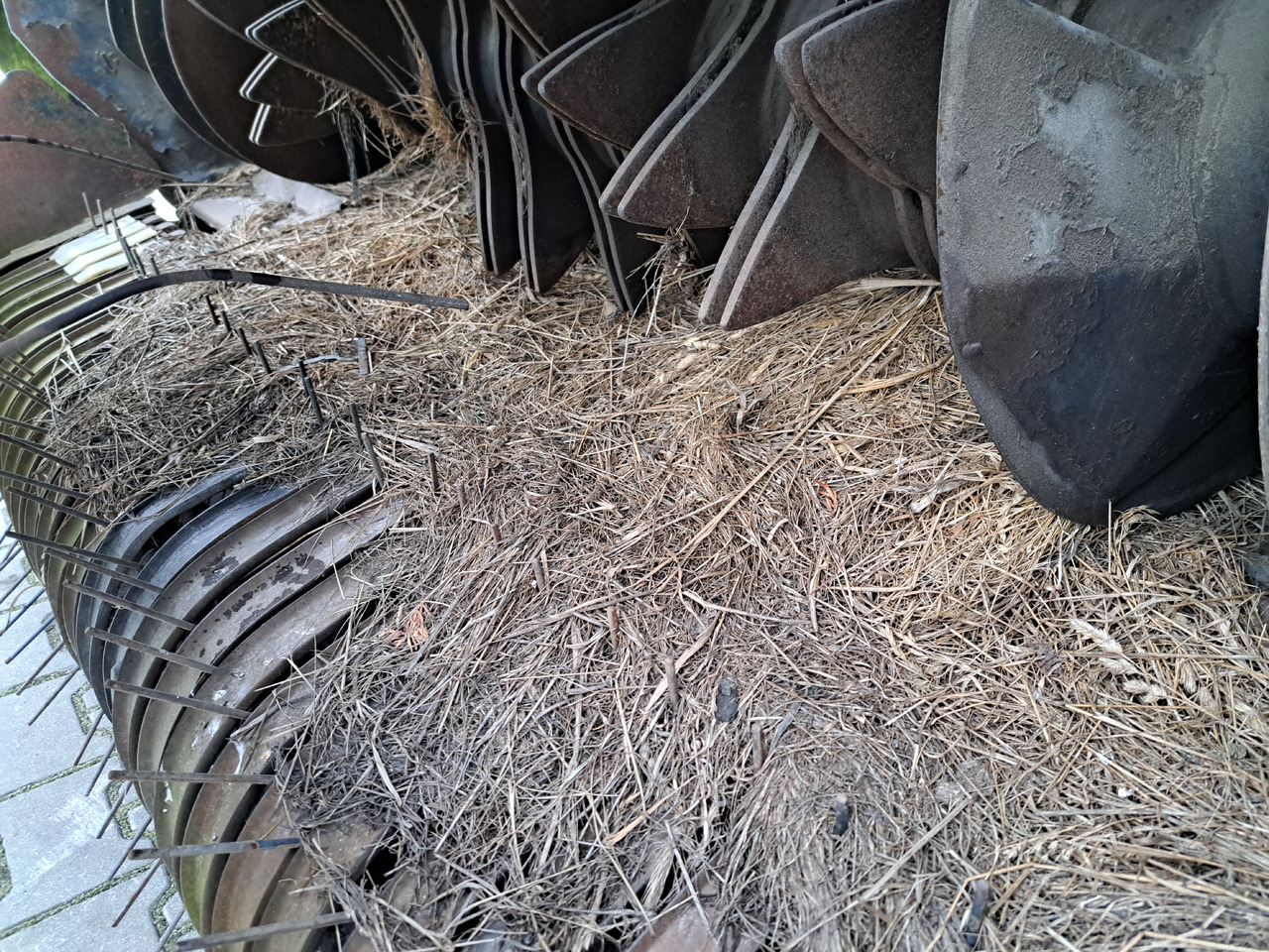 Deutz fahr MP235 - Silindirik balya makinesi: fotoğraf 4 Deutz fahr MP235 - Silindirik balya makinesi: fotoğraf 4