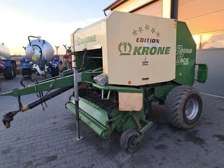 Krone 1250 Round Pack - Silindirik balya makinesi: fotoğraf 2 Krone 1250 Round Pack - Silindirik balya makinesi: fotoğraf 2
