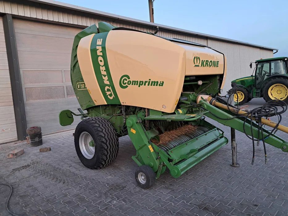Prasa rolująca Krone Comprima 150XC - Silindirik balya makinesi: fotoğraf 3 Prasa rolująca Krone Comprima 150XC - Silindirik balya makinesi: fotoğraf 3