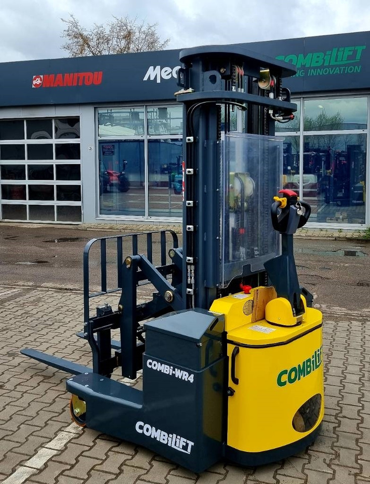 Aisle-Master WR4 - BRAND NEW - 4 yönlü reach truck: fotoğraf 2 Aisle-Master WR4 - BRAND NEW - 4 yönlü reach truck: fotoğraf 2