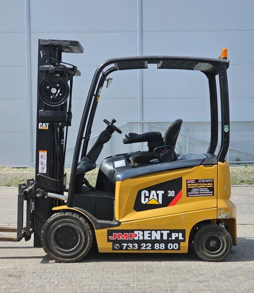 CAT EP 30 CN - Elektrikli forklift: fotoğraf 3 CAT EP 30 CN - Elektrikli forklift: fotoğraf 3